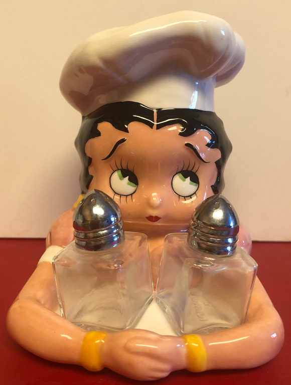 Betty Boop Chef Salt & Pepper Shakers     Retired