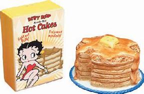 Betty Boop Kiss The Cook Hot Cakes Salt and Pepper Shakers