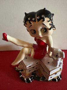 Betty Boop Double Dice Porcelain Hinged Box      Retired