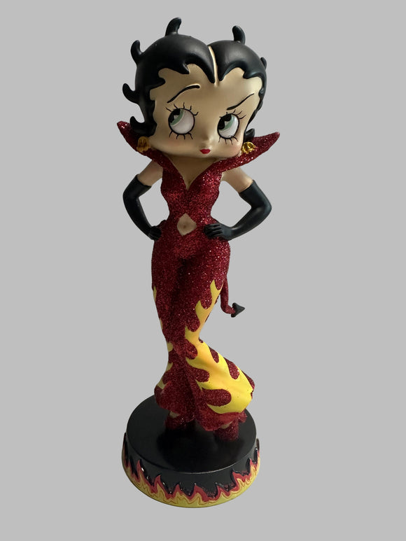 Naughty Betty Figurine 8
