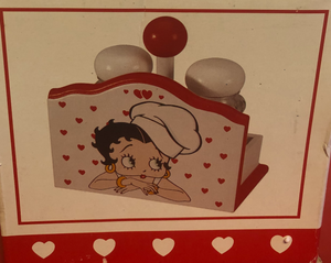 Betty Boop Salt and Pepper Shakers with Rack    Hard to Find   Retired