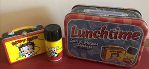 Betty Boop Lunch Tote Salt and Pepper                        Retired