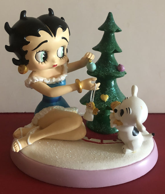 Betty Boop Tree Decorating            Retired very hard to find