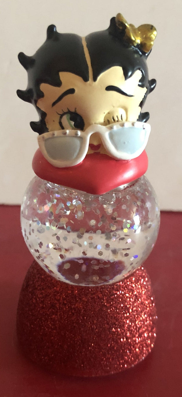 Betty Boop Light Up Snowglobe                         Retired             Rare Item