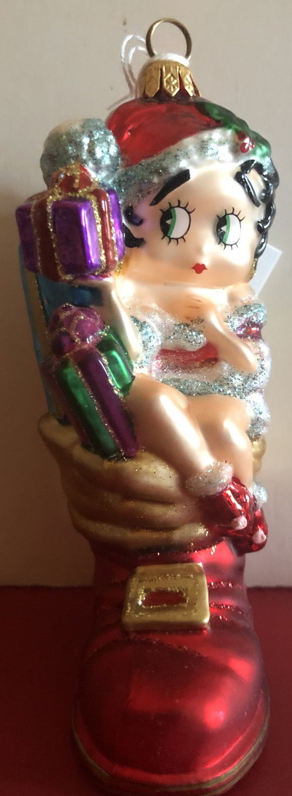 Polonaise Bootful Betty Boop Ornament          Retired      Hard to find