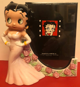 Betty Boop Bed of Roses Glass Picture Frame with Figurine            Retired