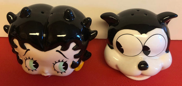 Betty and Bimbo salt and pepper shakers                                           New