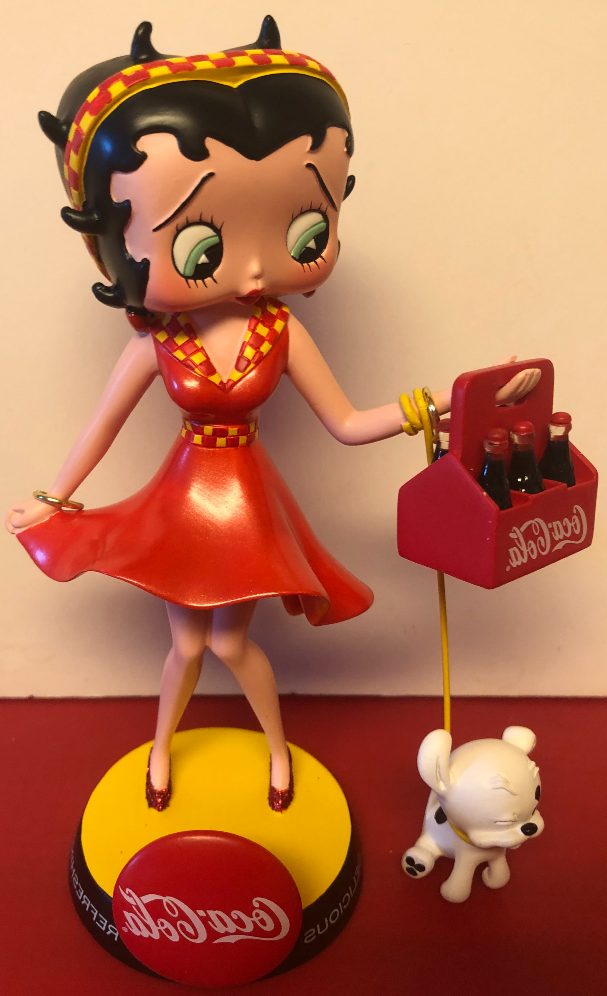 コカコーラ　ベティフィギュア　2体 コカコーラ ベティフィギュア 2体 コカコーラ ベティフィギュア 2体